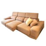 BRITANIA Pull-Out Sofa