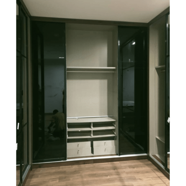 LED U Shape Wardrobe (W53 x 9 x 7.9 x H10.9') - Image 2